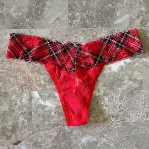 New Victoria’s Secret Holiday Red Plaid Lace Size Medium